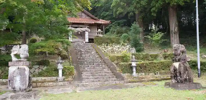 石田山神社のその他建物