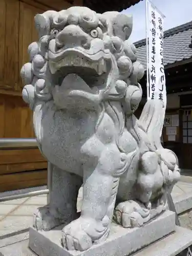 長草天神社の狛犬