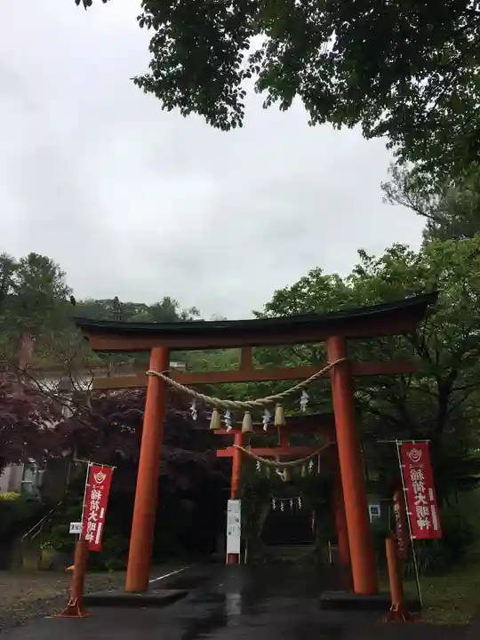 虻田神社の鳥居