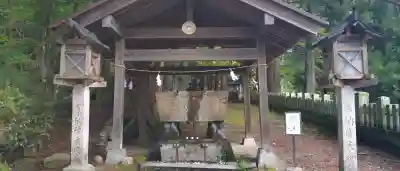仁科神明宮の{uncategorized: "未分類", other: "その他", undefined: "問題あり", building: "その他建物", grave: "お墓", sacred_gate: "鳥居", guardian: "狛犬", statue: "像", buddha: "仏像", history: "歴史", nature: "自然", garden: "庭園", animal: "動物", pagoda: "塔", temizu: "手水舎", mountain_gate: "山門・神門", sanctuary: "本殿・本堂", subordinate: "末社・摂社", art: "芸術", scenery: "景色", jizo: "地蔵", ema: "絵馬", goshuin: "御朱印", omikuji: "おみくじ", items: "授与品その他", amulet: "お守り", goshuincho: "御朱印帳", eats: "食事", festival: "お祭り", votive_dance: "神楽", shichigosan: "七五三参", wedding: "結婚式", experience: "体験その他", initially: "初詣", around: "周辺", anti_infection: "感染症対策"}