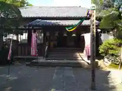 観音寺の本殿