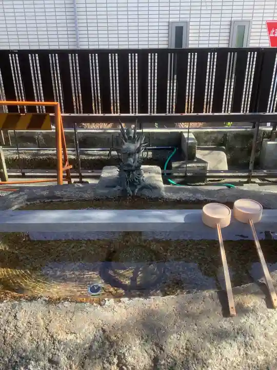 一之御前社の手水舎