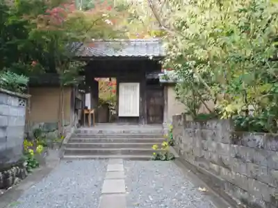 蓮華寺(洛北蓮華寺)の山門・神門