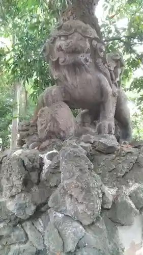 赤坂氷川神社の狛犬