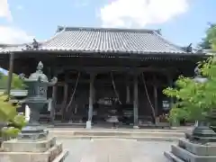 穴太寺の本殿