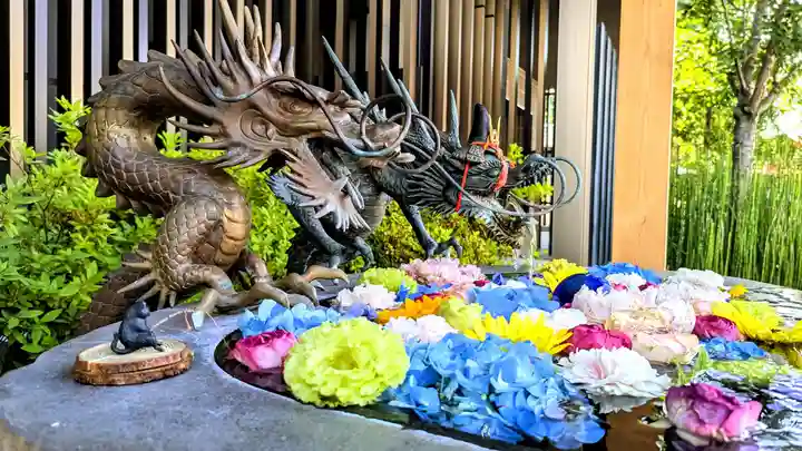 駒込妙義神社の手水舎