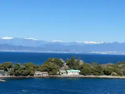 大瀬神社の{uncategorized: "未分類", other: "その他", undefined: "問題あり", building: "その他建物", grave: "お墓", sacred_gate: "鳥居", guardian: "狛犬", statue: "像", buddha: "仏像", history: "歴史", nature: "自然", garden: "庭園", animal: "動物", pagoda: "塔", temizu: "手水舎", mountain_gate: "山門・神門", sanctuary: "本殿・本堂", subordinate: "末社・摂社", art: "芸術", scenery: "景色", jizo: "地蔵", ema: "絵馬", goshuin: "御朱印", omikuji: "おみくじ", items: "授与品その他", amulet: "お守り", goshuincho: "御朱印帳", eats: "食事", festival: "お祭り", votive_dance: "神楽", shichigosan: "七五三参", wedding: "結婚式", experience: "体験その他", initially: "初詣", around: "周辺", anti_infection: "感染症対策"}