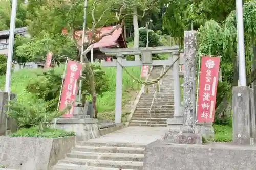 日鷲神社の建物その他