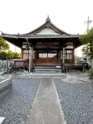 釋尊寺の本殿・本堂