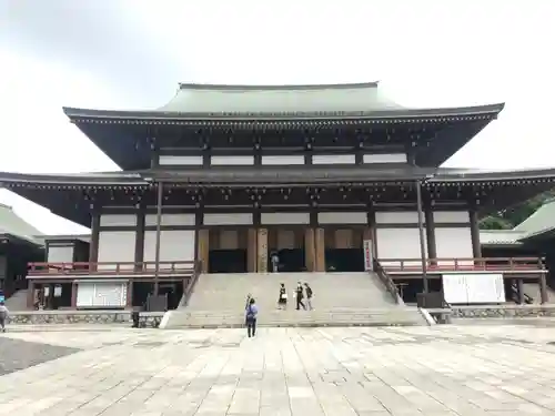 成田山新勝寺の本殿・本堂