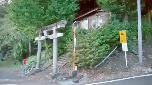 千厳神社の鳥居