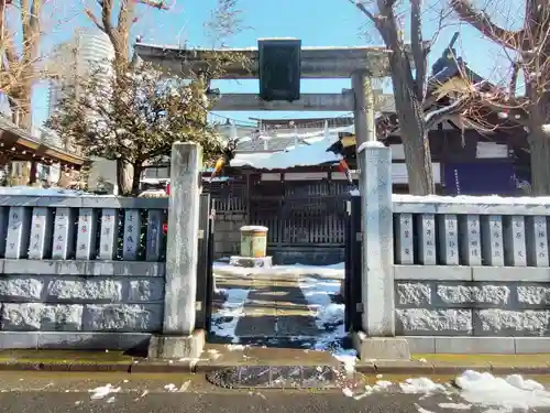 飛木稲荷神社の鳥居