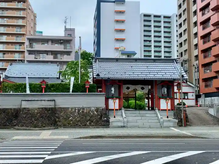 仙台大神宮の山門・神門