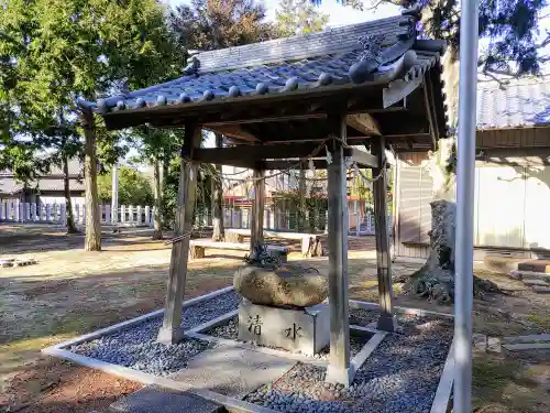 神明社（渕高）の手水舎
