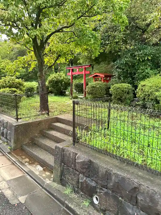 日影伏見稲荷社(東京都)