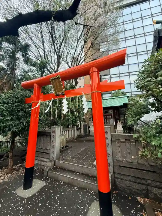 神田神社(神田明神)の{uncategorized: "未分類", other: "その他", undefined: "問題あり", building: "その他建物", grave: "お墓", sacred_gate: "鳥居", guardian: "狛犬", statue: "像", buddha: "仏像", history: "歴史", nature: "自然", garden: "庭園", animal: "動物", pagoda: "塔", temizu: "手水舎", mountain_gate: "山門・神門", sanctuary: "本殿・本堂", subordinate: "末社・摂社", art: "芸術", scenery: "景色", jizo: "地蔵", ema: "絵馬", goshuin: "御朱印", omikuji: "おみくじ", items: "授与品その他", amulet: "お守り", goshuincho: "御朱印帳", eats: "食事", festival: "お祭り", votive_dance: "神楽", shichigosan: "七五三参", wedding: "結婚式", experience: "体験その他", initially: "初詣", around: "周辺", anti_infection: "感染症対策"}
