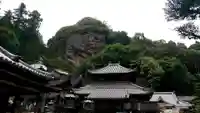 宝山寺の本殿・本堂