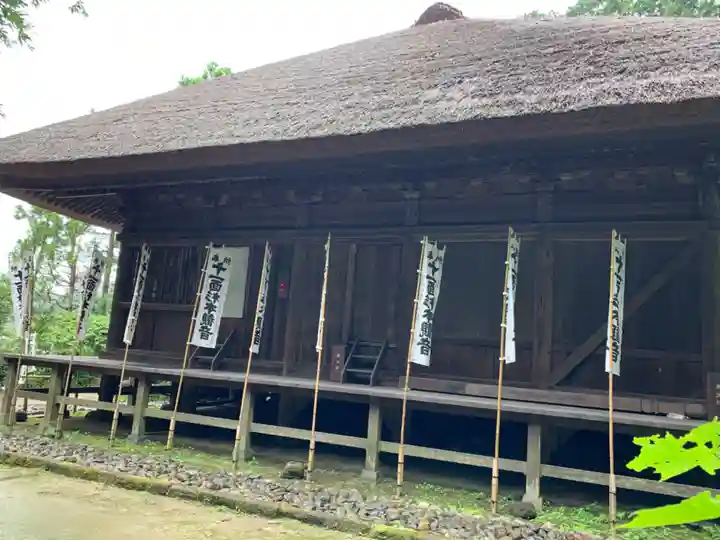 杉本寺の本殿・本堂
