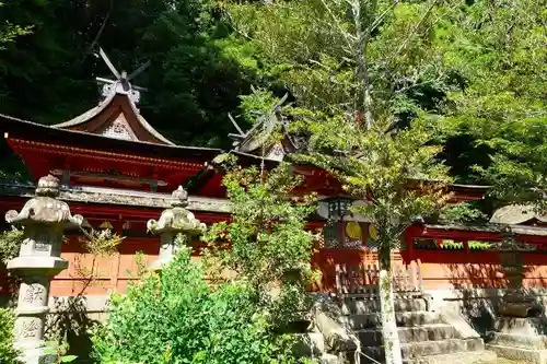 宇太水分神社の本殿