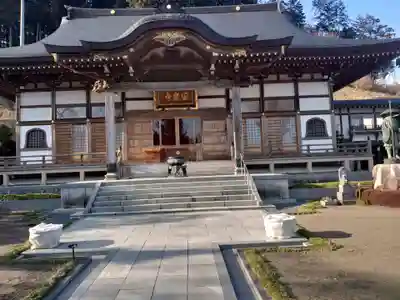 安楽寺の本殿・本堂