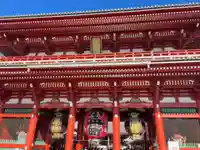 浅草寺の山門・神門