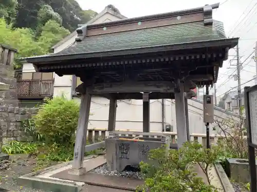 叶神社 (西叶神社)の手水舎