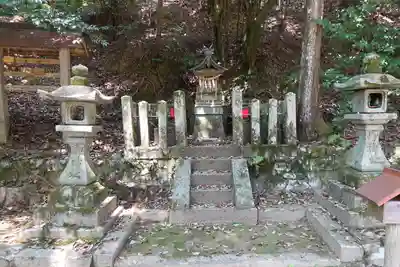 等彌神社の末社・摂社