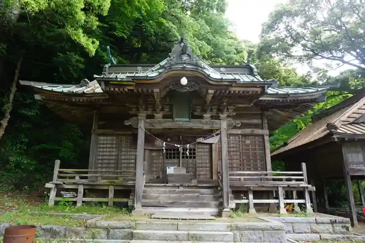 蚕影神社の本殿・本堂
