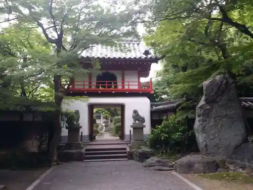 桃巌寺の山門・神門
