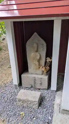 神社の仏像