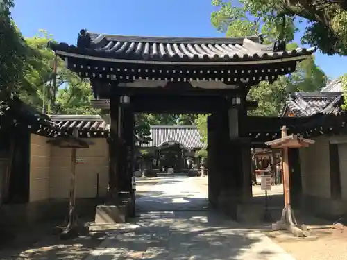 杭全神社の山門