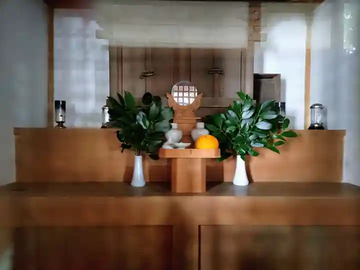 八雲神社(白塚町)の末社・摂社