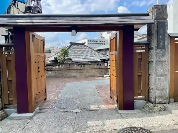 妙清寺の{uncategorized: "未分類", other: "その他", undefined: "問題あり", building: "その他建物", grave: "お墓", sacred_gate: "鳥居", guardian: "狛犬", statue: "像", buddha: "仏像", history: "歴史", nature: "自然", garden: "庭園", animal: "動物", pagoda: "塔", temizu: "手水舎", mountain_gate: "山門・神門", sanctuary: "本殿・本堂", subordinate: "末社・摂社", art: "芸術", scenery: "景色", jizo: "地蔵", ema: "絵馬", goshuin: "御朱印", omikuji: "おみくじ", items: "授与品その他", amulet: "お守り", goshuincho: "御朱印帳", eats: "食事", festival: "お祭り", votive_dance: "神楽", shichigosan: "七五三参", wedding: "結婚式", experience: "体験その他", initially: "初詣", around: "周辺", anti_infection: "感染症対策"}