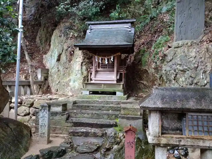 橿森神社の末社・摂社
