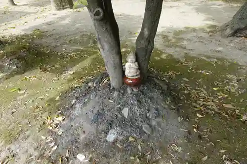 綾戸國中神社の像