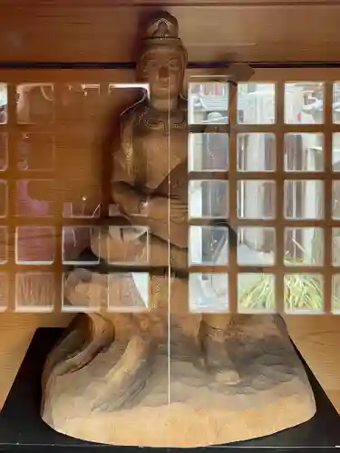 東覺寺の{uncategorized: "未分類", other: "その他", undefined: "問題あり", building: "その他建物", grave: "お墓", sacred_gate: "鳥居", guardian: "狛犬", statue: "像", buddha: "仏像", history: "歴史", nature: "自然", garden: "庭園", animal: "動物", pagoda: "塔", temizu: "手水舎", mountain_gate: "山門・神門", sanctuary: "本殿・本堂", subordinate: "末社・摂社", art: "芸術", scenery: "景色", jizo: "地蔵", ema: "絵馬", goshuin: "御朱印", omikuji: "おみくじ", items: "授与品その他", amulet: "お守り", goshuincho: "御朱印帳", eats: "食事", festival: "お祭り", votive_dance: "神楽", shichigosan: "七五三参", wedding: "結婚式", experience: "体験その他", initially: "初詣", around: "周辺", anti_infection: "感染症対策"}