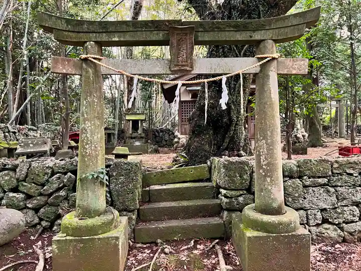 八幡神社(五島市)の鳥居