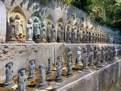 清照寺の{uncategorized: "未分類", other: "その他", undefined: "問題あり", building: "その他建物", grave: "お墓", sacred_gate: "鳥居", guardian: "狛犬", statue: "像", buddha: "仏像", history: "歴史", nature: "自然", garden: "庭園", animal: "動物", pagoda: "塔", temizu: "手水舎", mountain_gate: "山門・神門", sanctuary: "本殿・本堂", subordinate: "末社・摂社", art: "芸術", scenery: "景色", jizo: "地蔵", ema: "絵馬", goshuin: "御朱印", omikuji: "おみくじ", items: "授与品その他", amulet: "お守り", goshuincho: "御朱印帳", eats: "食事", festival: "お祭り", votive_dance: "神楽", shichigosan: "七五三参", wedding: "結婚式", experience: "体験その他", initially: "初詣", around: "周辺", anti_infection: "感染症対策"}