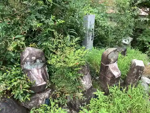 甘南美寺茶所・ハリヨ公園の仏像