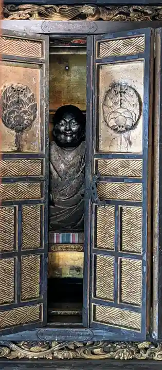 増上寺塔頭 三縁山 宝珠院の像