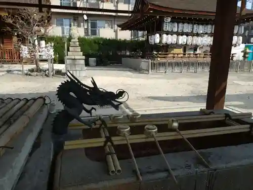 瀧尾神社の手水舎