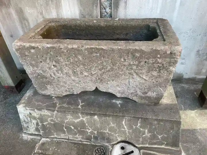 山中千手観音堂の{uncategorized: "未分類", other: "その他", undefined: "問題あり", building: "その他建物", grave: "お墓", sacred_gate: "鳥居", guardian: "狛犬", statue: "像", buddha: "仏像", history: "歴史", nature: "自然", garden: "庭園", animal: "動物", pagoda: "塔", temizu: "手水舎", mountain_gate: "山門・神門", sanctuary: "本殿・本堂", subordinate: "末社・摂社", art: "芸術", scenery: "景色", jizo: "地蔵", ema: "絵馬", goshuin: "御朱印", omikuji: "おみくじ", items: "授与品その他", amulet: "お守り", goshuincho: "御朱印帳", eats: "食事", festival: "お祭り", votive_dance: "神楽", shichigosan: "七五三参", wedding: "結婚式", experience: "体験その他", initially: "初詣", around: "周辺", anti_infection: "感染症対策"}