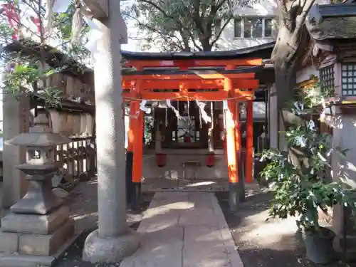 若一神社の鳥居