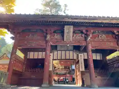 北口本宮冨士浅間神社の山門・神門