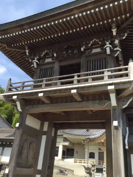 龍澤山祥雲寺の山門・神門