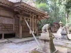 神明神社の本殿