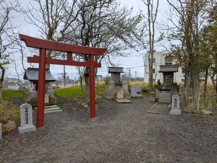 釧路一之宮 厳島神社の{uncategorized: "未分類", other: "その他", undefined: "問題あり", building: "その他建物", grave: "お墓", sacred_gate: "鳥居", guardian: "狛犬", statue: "像", buddha: "仏像", history: "歴史", nature: "自然", garden: "庭園", animal: "動物", pagoda: "塔", temizu: "手水舎", mountain_gate: "山門・神門", sanctuary: "本殿・本堂", subordinate: "末社・摂社", art: "芸術", scenery: "景色", jizo: "地蔵", ema: "絵馬", goshuin: "御朱印", omikuji: "おみくじ", items: "授与品その他", amulet: "お守り", goshuincho: "御朱印帳", eats: "食事", festival: "お祭り", votive_dance: "神楽", shichigosan: "七五三参", wedding: "結婚式", experience: "体験その他", initially: "初詣", around: "周辺", anti_infection: "感染症対策"}
