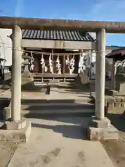 六塚稲荷神社の鳥居