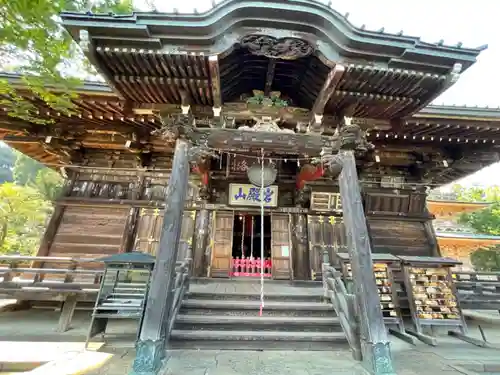 岩殿山安楽寺（吉見観音）の本殿