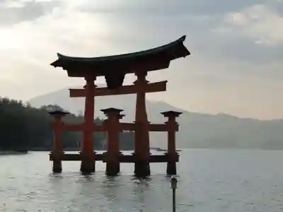 厳島神社(広島県)